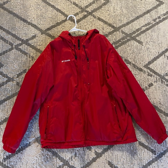 Columbia Rain Coat - Picture 1 of 3
